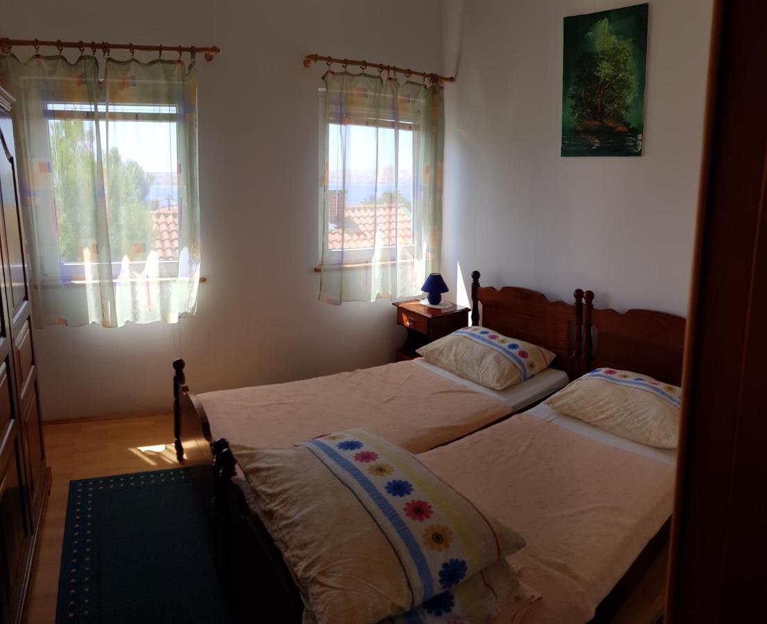 Akiki Apartment